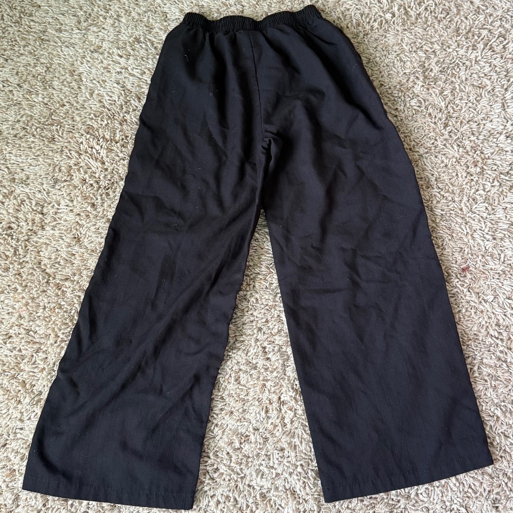 Black flowy pants